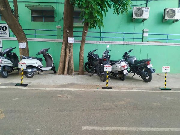 Бангалор Карнатака Индия Июня 2020 Крупный План Парковки Колесах Велосипедах — стоковое фото