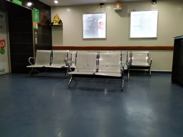 Bangalore Karnataka India Jan 2019 Closeup Empty Steel Chairs Entrance — Stock fotografie