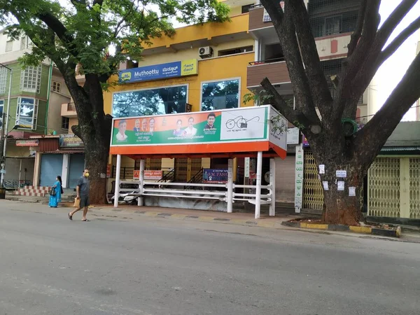 Bangalore Karataka India July 2020 Closeup Empty Bus Stand Road — 스톡 사진