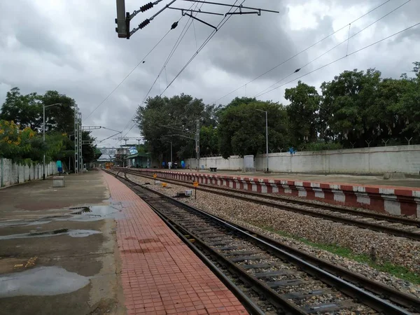 Bangalore Karnataka India Sep 2020 Closeup Lottegollahalli Railway Station Yellow — стокове фото