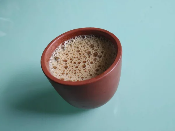 Primer Plano Arcilla Hecha Mano Taza Café Arena Aislada Sobre —  Fotos de Stock