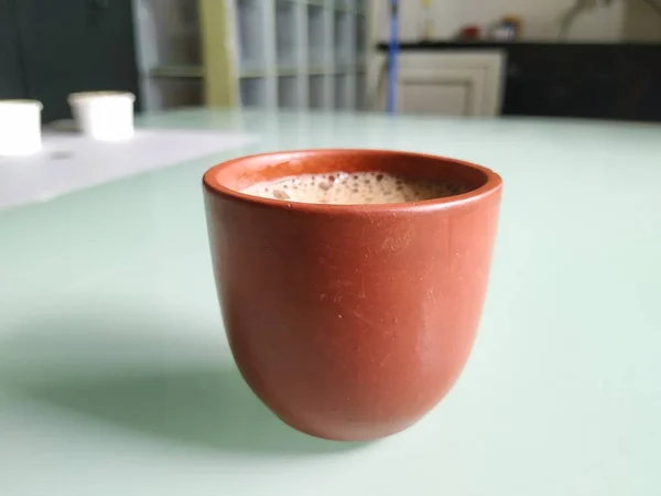 Nahaufnahme Von Hand Made Clay Oder Sand Kaffeetasse Isoliert Auf — Stockfoto