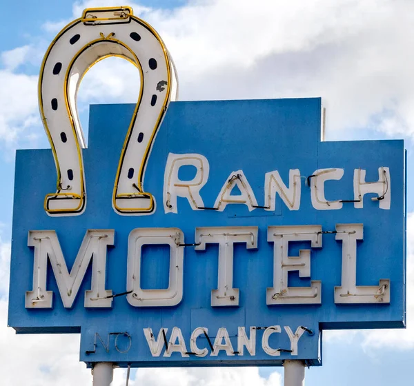 Garden Grove Usa March 2019 Vintage 1950S Motel Neon Sign — Stock Photo, Image