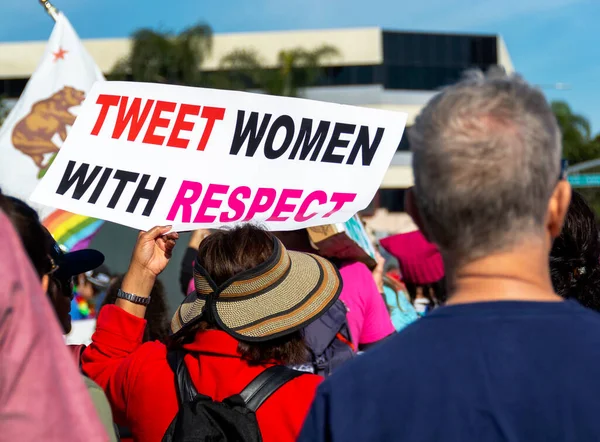 Santa Ana Eua 2020 Mulher Multidão Segura Sinal Marcha Women — Fotografia de Stock