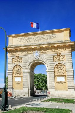 Montpellier, Fransa 27 Mayıs 2014: Montpellier, Fransa için zafer takı üzerinde 27 Mayıs 2014. Zafer Takı Louis XIV için adanmış