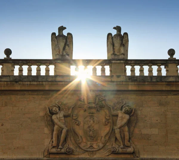 Kamienne Posągi Gargulce Barokowy Hotel Des Monnaies Zbudowany 1619 Avignon — Zdjęcie stockowe