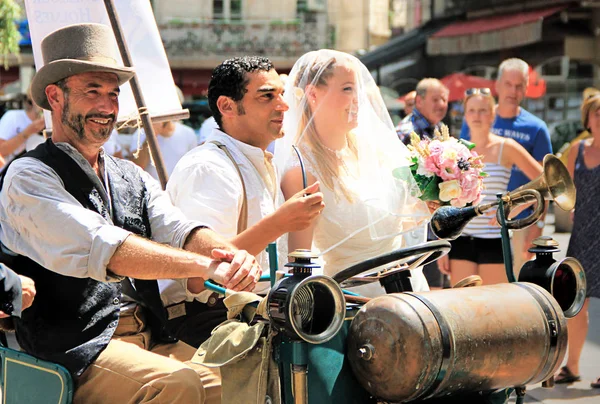 Avignon Франція Липня 2014 Актори Історичних Костюмах Реклама Виступ Перед — стокове фото