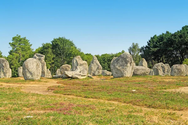 Sitio megalítico de Carnac en Bretaña, Francia — Foto de Stock