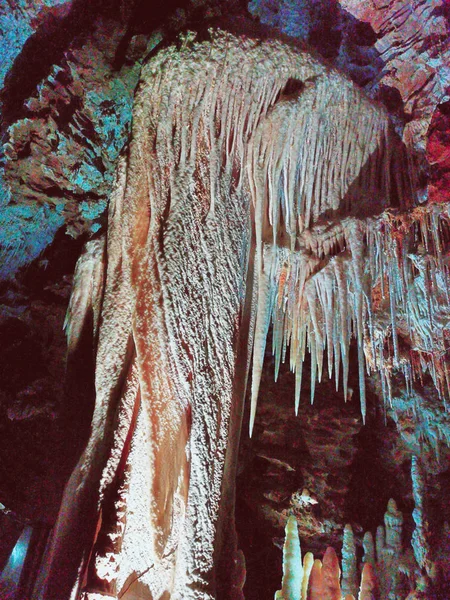 克拉穆斯洞穴， 赫洛特， 法兰西 — 图库照片