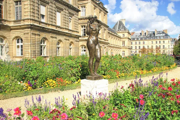 Jardim do Luxemburgo em Paris, França — Fotografia de Stock