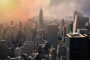 Manhattan 'ın siluetinde gün batımı