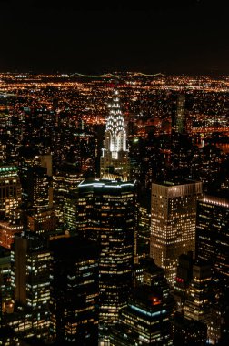 Empire State 'ten Manhattan hava gece görüşü.