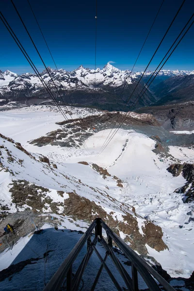 Matterhorn Zirvesi Ile Teleferik Zermatt Sviçre — Stok fotoğraf