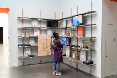 Londra'daki Tate Modern. Galeri, Sergi.