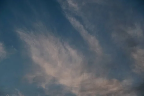 Kabarık bulutlu Mavi Gökyüzü Hava bulutları — Stok fotoğraf