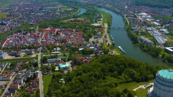 Luftaufnahme Der Stadt Kelheim Bayern Einem Sonnigen Frühlingstag Während Der — Stockvideo