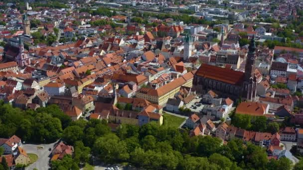 Luchtfoto Van Stad Straubing Duitsland Beieren Een Zonnige Lentedag Tijdens — Stockvideo