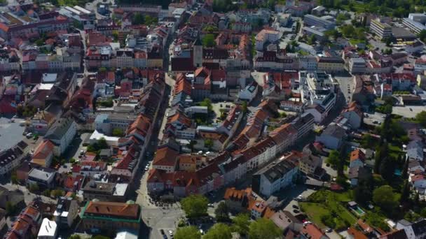 Vista Aérea Ciudad Deggendorf Alemania Baviera Soleado Día Primavera Durante — Vídeos de Stock