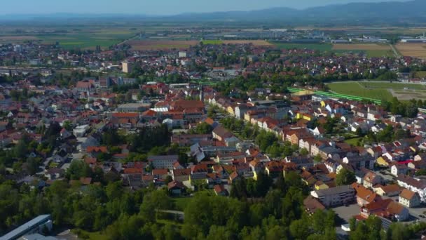 Flygfoto Över Staden Plattling Tyskland Bayern Solig Vårdag Coronavirus Lockdown — Stockvideo