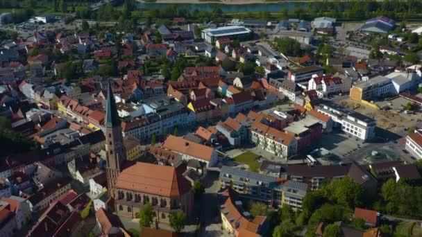 Almanya Dingolfing Bavyera Güneşli Bir Bahar Gününde Koronavirüs Kilitlenmesi Sırasında — Stok video