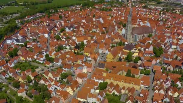Widok Lotu Ptaka Miasto Noerdlingen Niemczech Bawaria Słoneczny Wiosenny Dzień — Wideo stockowe