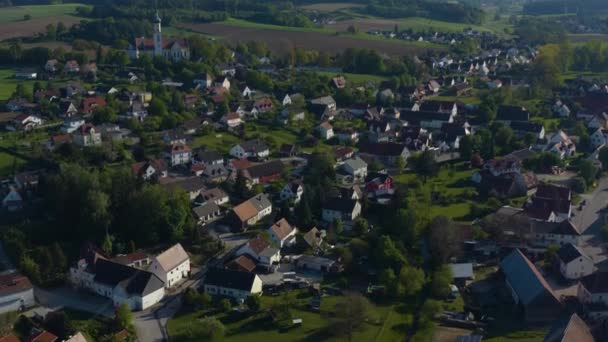 Вид Воздуха Деревню Бибербах Германии Бавария Солнечный Весенний День Время — стоковое видео