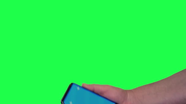 Μπλε Οθόνη Κινητό Τηλέφωνο Πάνω Από Την Πράσινη Οθόνη — Αρχείο Βίντεο