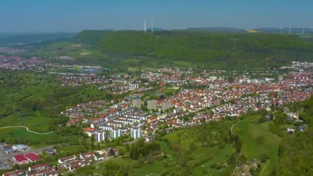 Letecký Pohled Město Geislingen Jaře Během Uzamčení Koronaviru — Stock video