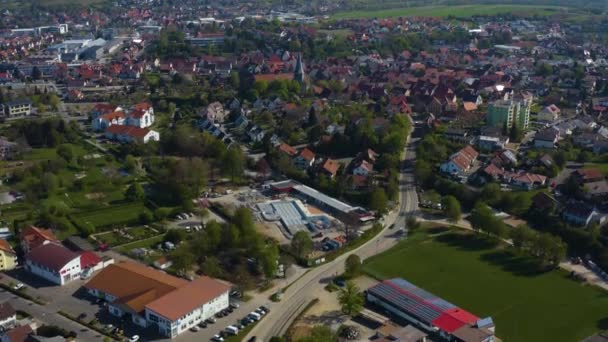 Widok Lotu Ptaka Miasto Oberderdingen Niemczech Słoneczny Wiosenny Dzień Podczas — Wideo stockowe