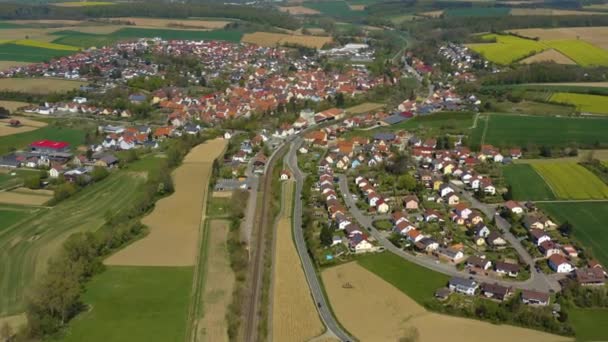 Légi Felvétel Village Ittlingen Németországban Egy Napos Tavaszi Napon Során — Stock videók