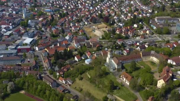 Vista Aérea Cidade Sinsheim Alemanha Dia Ensolarado Primavera Durante Bloqueio — Vídeo de Stock