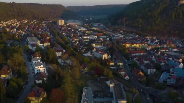 Vue Aérienne Ville Albstadt Printemps Fin Après Midi Ensoleillé Pendant — Video