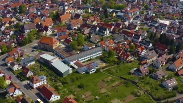 Widok Lotu Ptaka Miasto Urbach Niemczech Słoneczny Wiosenny Dzień Podczas — Wideo stockowe
