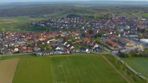 Widok Powietrza Wioskę Wurmberg Słoneczny Poranek Wczesną Wiosną — Wideo stockowe