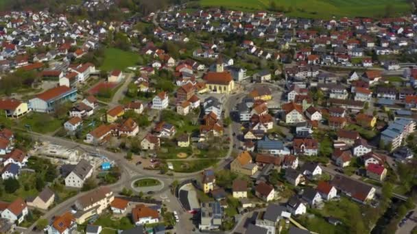 Légi Felvétel Város Huettlingen Németországban Egy Napos Tavaszi Napon Során — Stock videók