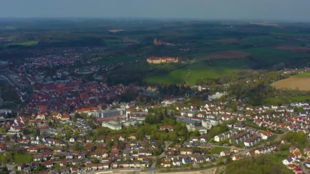 Veduta Aerea Della Città Ellwangen Germania Una Soleggiata Giornata Primaverile — Video Stock