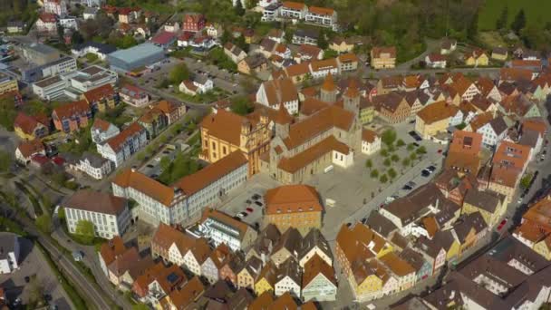 Widok Lotu Ptaka Miasto Ellwangen Niemczech Słoneczny Wiosenny Dzień Podczas — Wideo stockowe