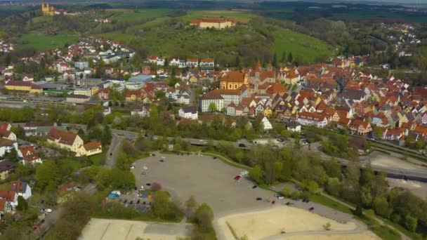 Widok Lotu Ptaka Miasto Ellwangen Niemczech Słoneczny Wiosenny Dzień Podczas — Wideo stockowe