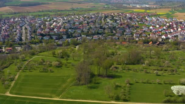 Flygfoto Över Byn Oberriexingen Tyskland Solig Dag Tidigt Våren — Stockvideo
