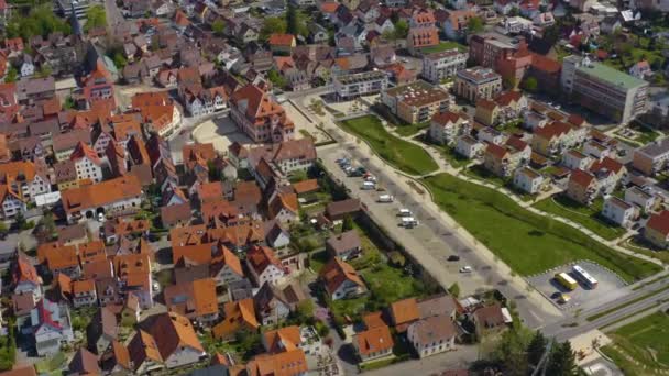 Vista Aérea Cidade Buennigheim Alemanha Dia Ensolarado Início Primavera — Vídeo de Stock