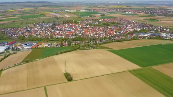 Vista Aérea Torno Aldeia Stockheim Alemanha Uma Manhã Ensolarada Início — Vídeo de Stock