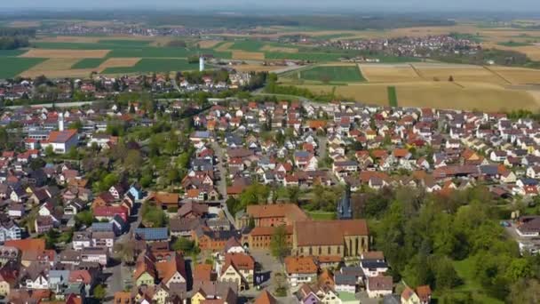 Almanya Nın Schweigern Kentinin Güneşli Bir Bahar Sabahında Havadan Görünüşü — Stok video