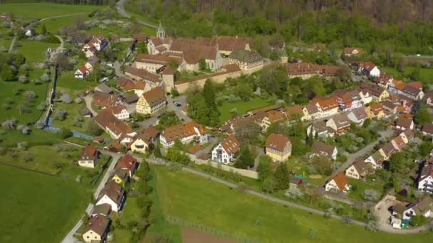 贝本豪森修道院春季关闭期间的空中景观 — 图库视频影像