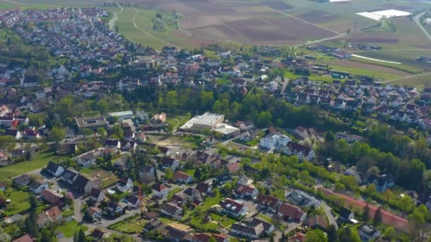 Luftaufnahme Der Stadt Talheim Einem Sonnigen Frühlingstag — Stockvideo