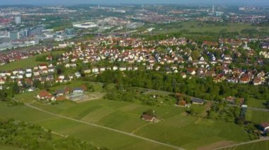 Stuttgart 'ta Wrttemberg tepesindeki Sepulchral Şapeli' nin hava görüntüsü..