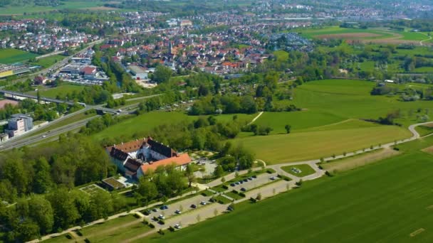 Luftaufnahme Der Stadt Faurndau Und Uhingen Frühling Während Der Coronavirus — Stockvideo