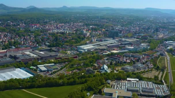 Letecký Pohled Město Goeppingen Jaře Během Uzamčení Koronaviru — Stock video