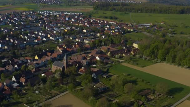 Légi Kilátás Falu Neulingen Németországban Egy Napos Tavaszi Napon Során — Stock videók
