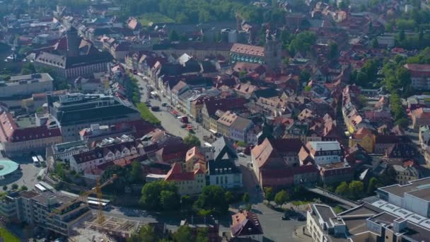 Luftaufnahme Der Stadt Bayreuth Einem Sonnigen Frühlingstag Während Der Coronavirus — Stockvideo