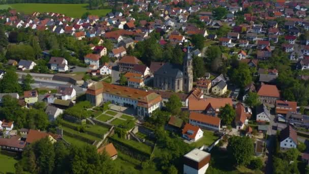 Luchtfoto Van Stad Het Klooster Neudrossenfeld Duitsland Een Zonnige Dag — Stockvideo